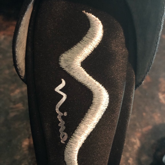 Nina Sandals - Picture 4 of 8